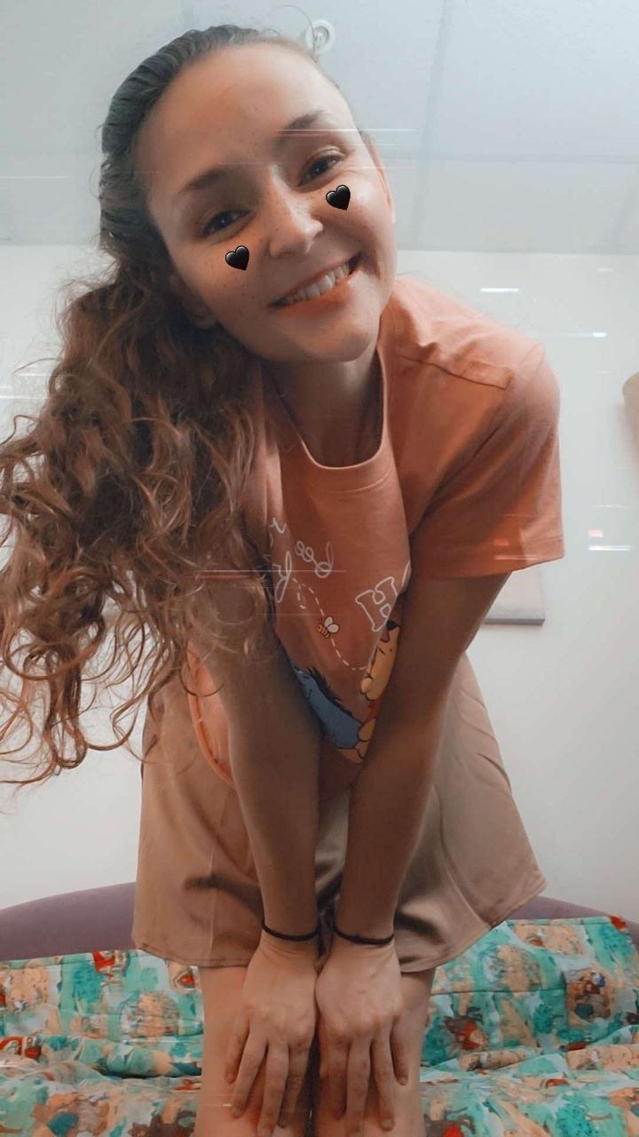 Amerykańska puszczalska Bella wyciekła 40