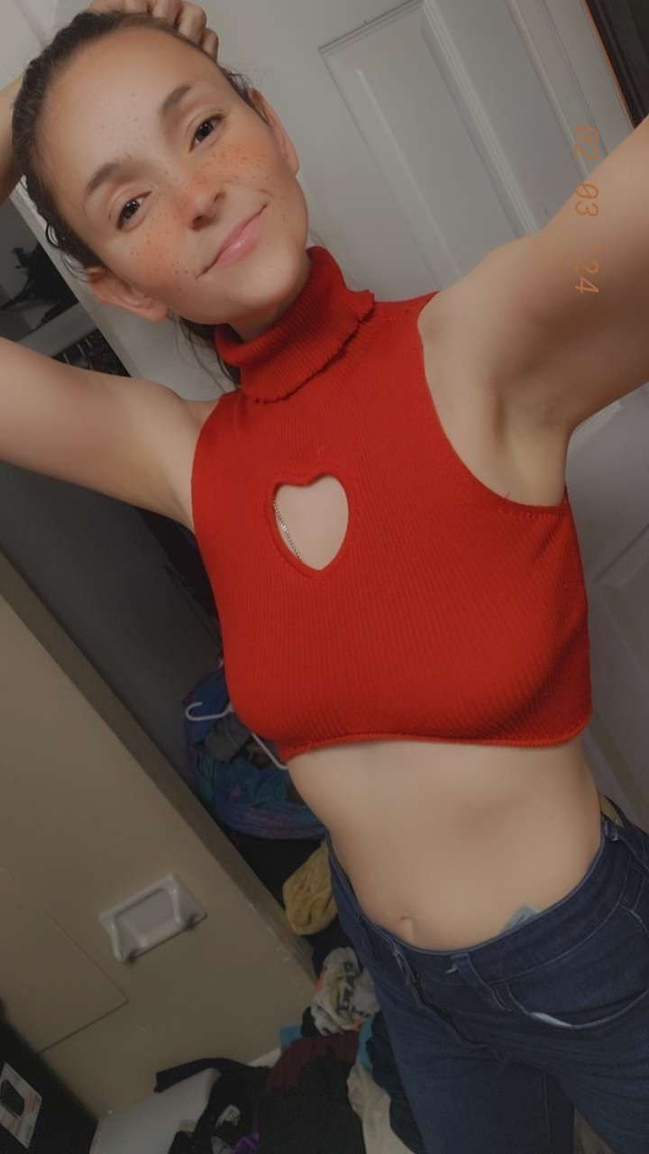 Amerykańska puszczalska Bella wyciekła 53