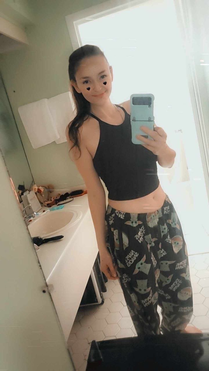 Amerykańska puszczalska Bella wyciekła 59