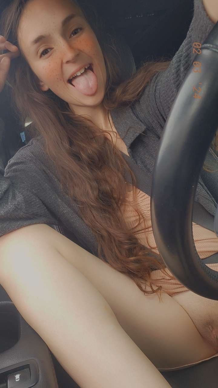 Amerykańska puszczalska Bella wyciekła 80