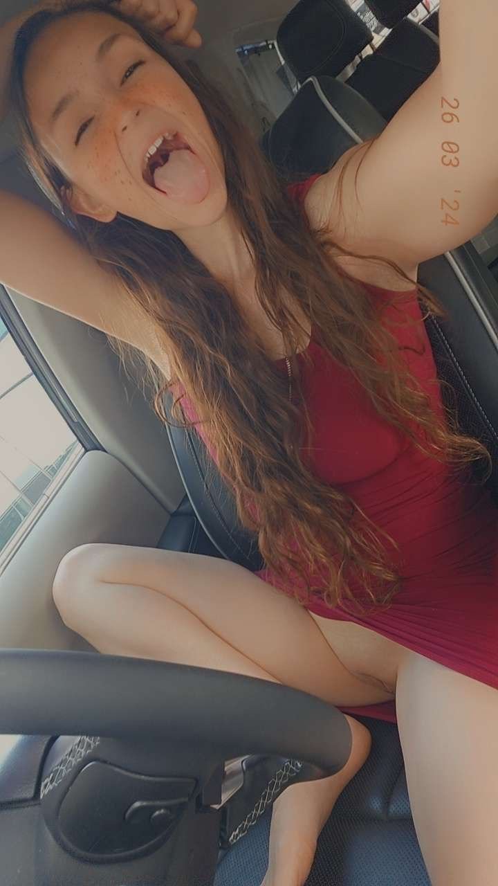 Amerykańska puszczalska Bella wyciekła 81