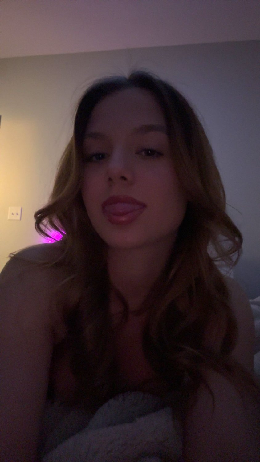 Horny College Girl Home Alone Waiting for You 3