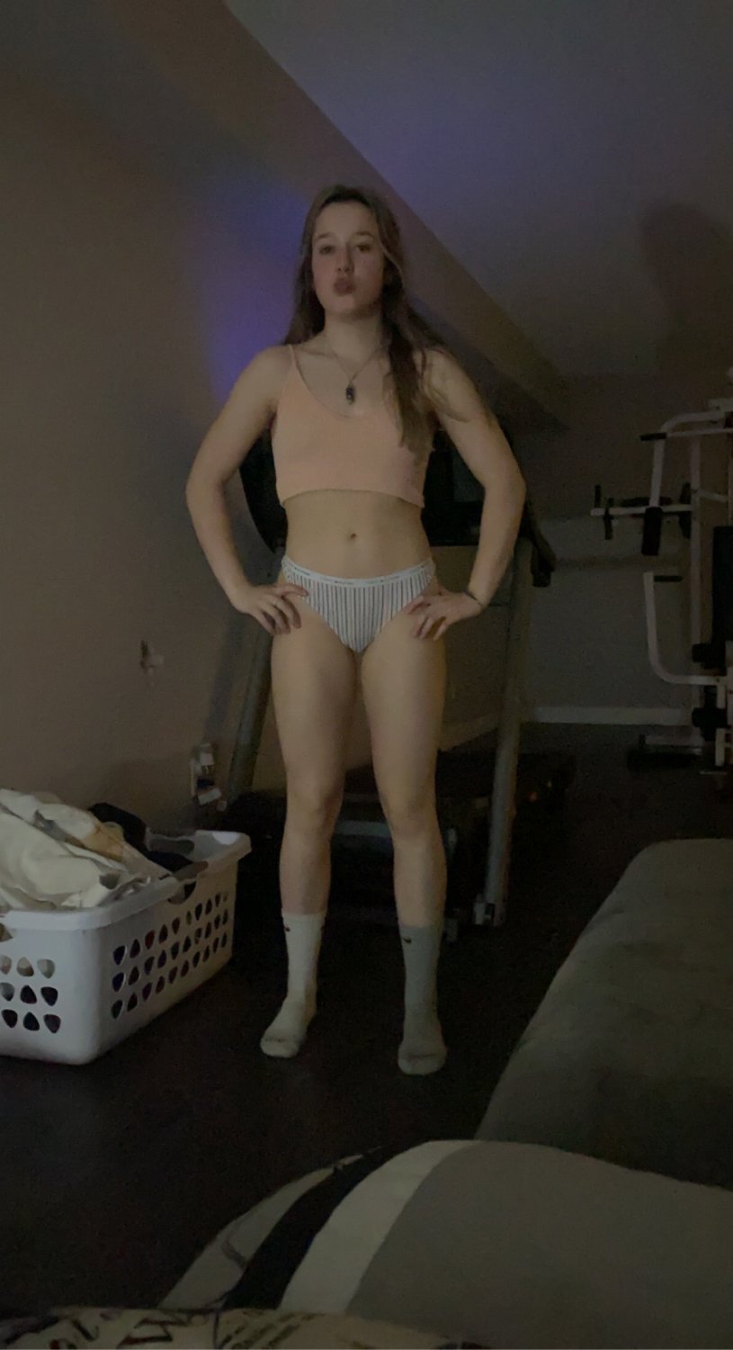 ワイルド・ハッシー・アンド・ハー・フレンド・ラブ・ビーイング・エクスポーズド・セルフィー・ファン 25