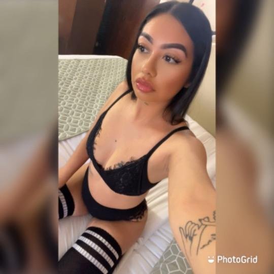 셔먼 오크스 캘리포니아의 28 세 샤넬 에스코트는 그녀가 너무 작아서 BBC를 좋아하지 않습니다. 41