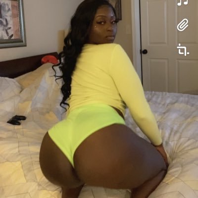 Reserved Curvy Black MILF Ready for a Wild Night 1