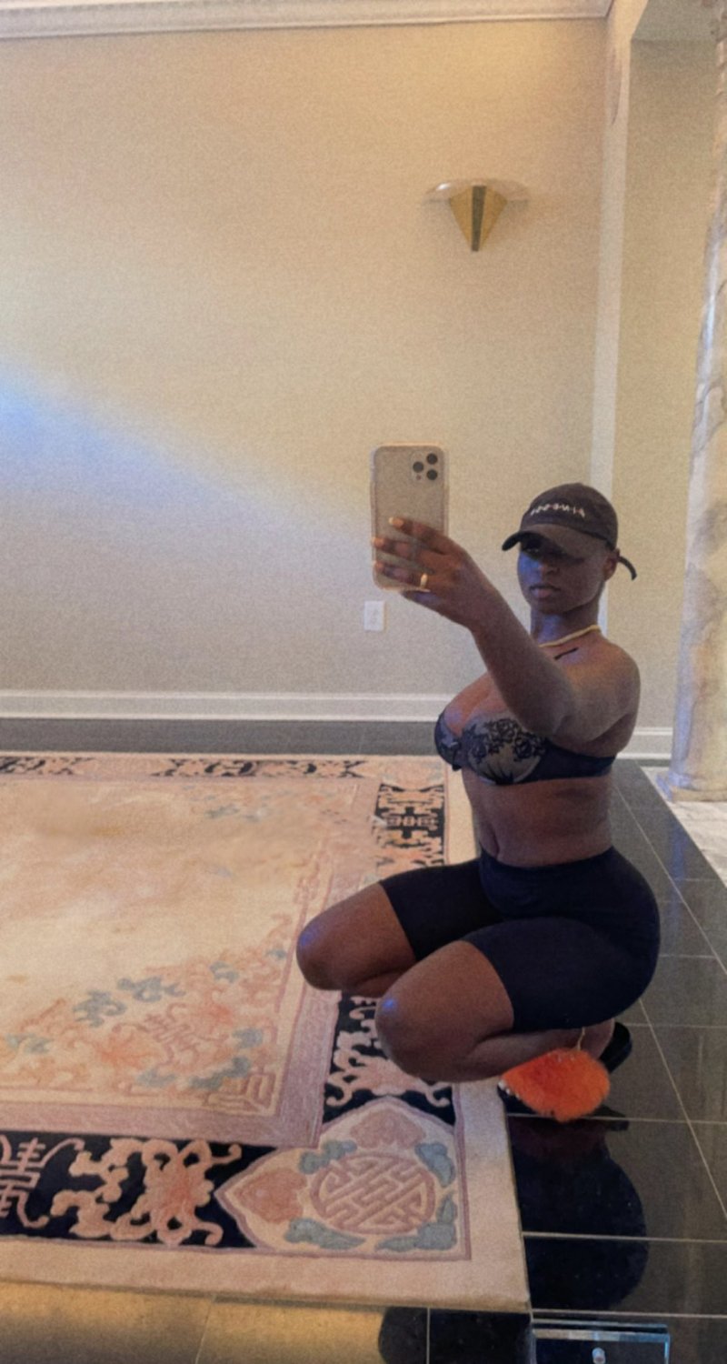 Reserved Curvy Black MILF Ready for a Wild Night 3