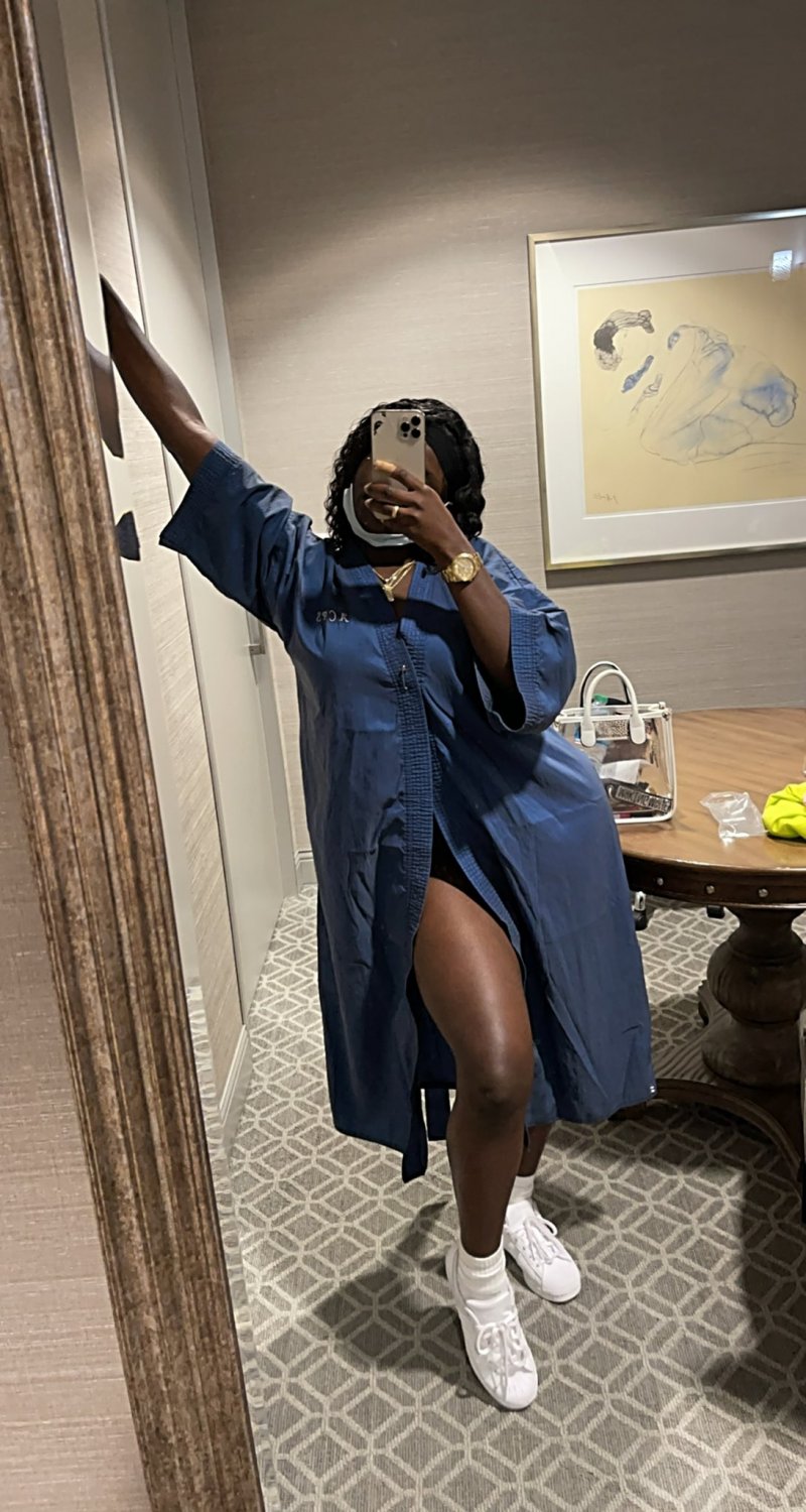 Curvy Black Beauty Poses for a Sexy Private Selfie 7