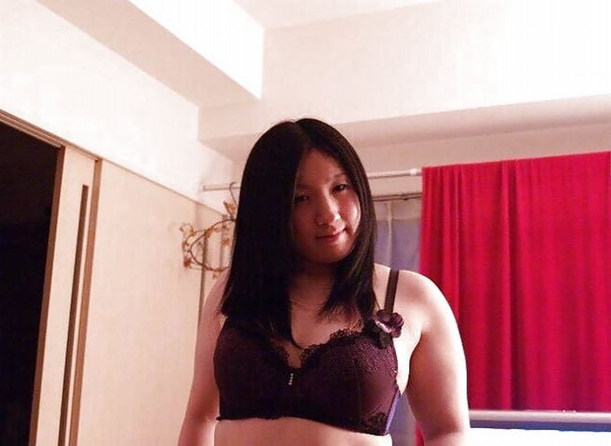 アマチュア・娘・MAOショウズ・ハー・ワイルド・アンド・キンキー・サイド 17