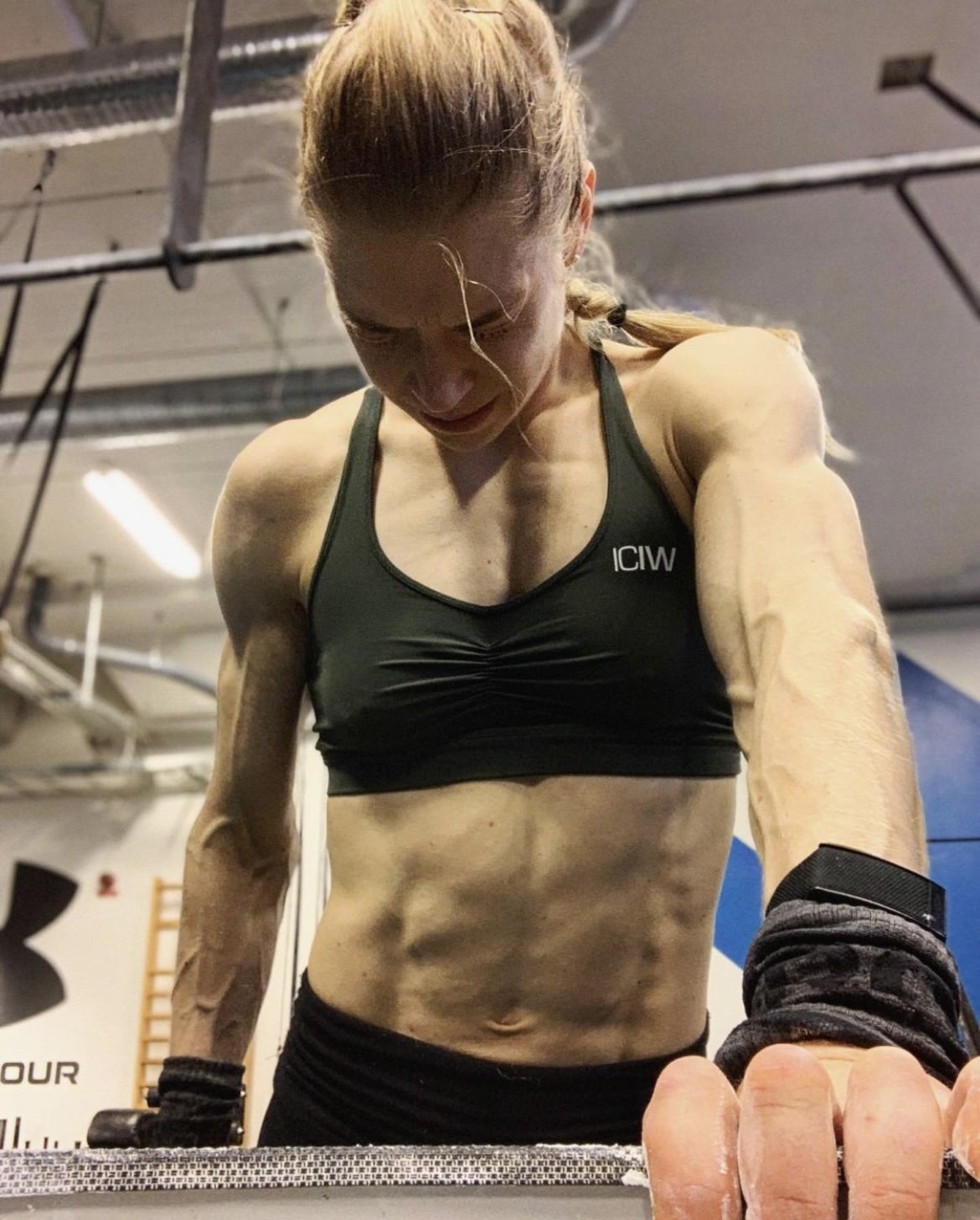 Szwedzki Crossfiter 48