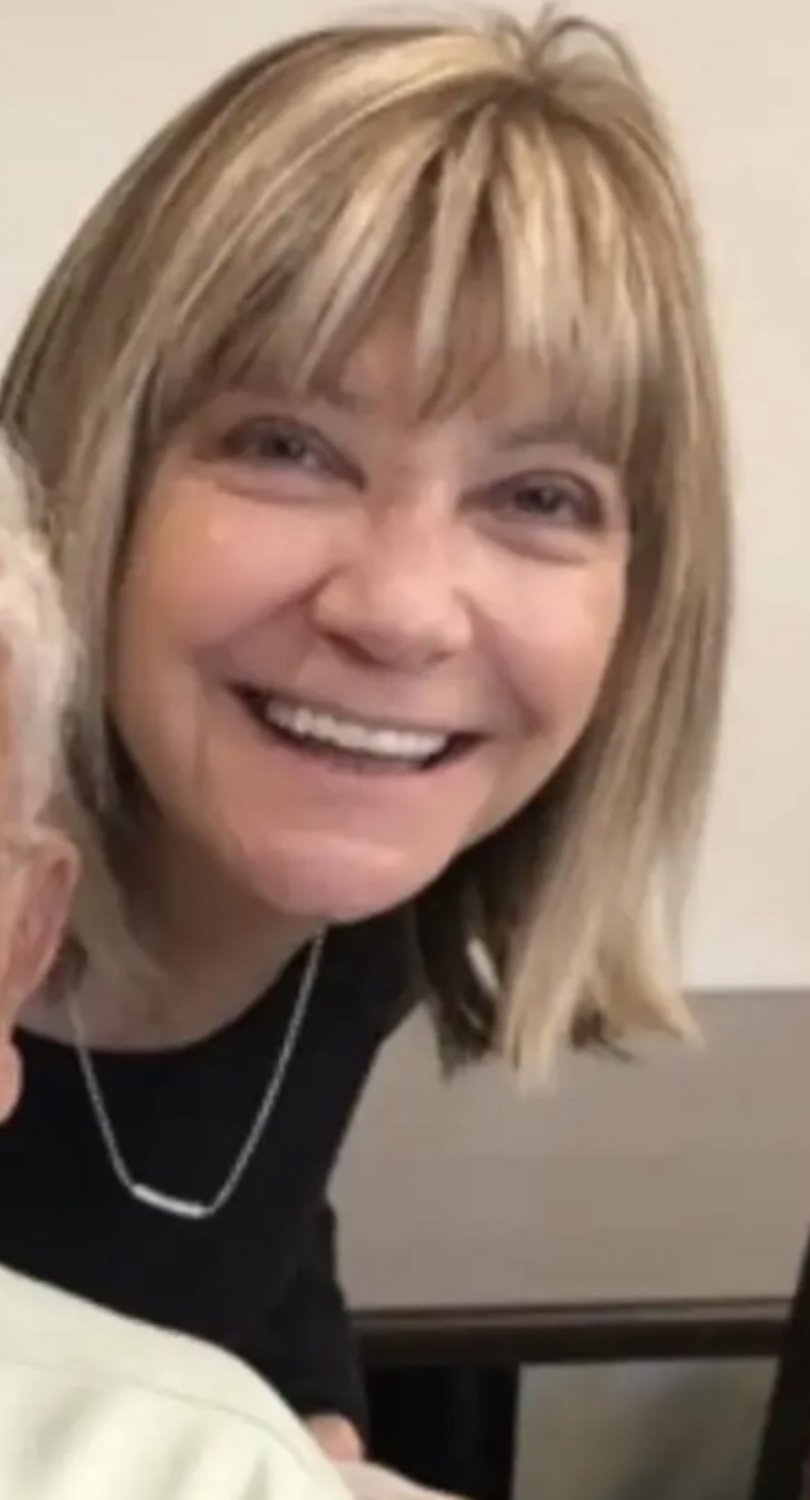 ホーニー・63イヤーオールド・グラニー・ゲッツ・スタッフド・バイ・ヤング・スタッド・オン・クルーズ 21