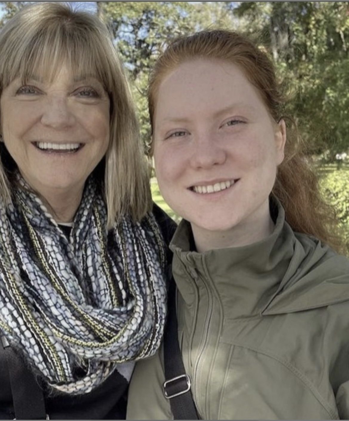 ホーニー・63イヤーオールド・グラニー・ゲッツ・スタッフド・バイ・ヤング・スタッド・オン・クルーズ 24