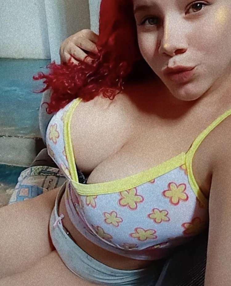 (Latina Huge Tits) Blokes ya wanna perceive her big boobs? Posting, dass später 😈😈 2