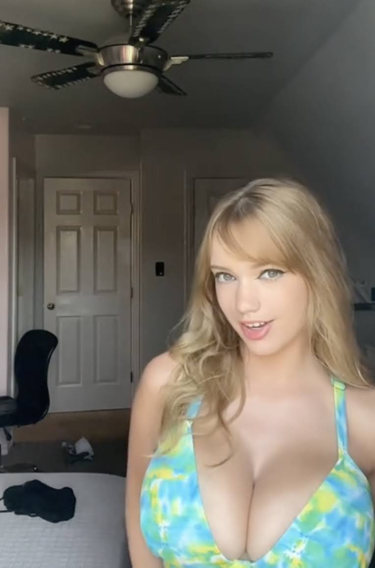 adolescente vogliosa e arrapata 45