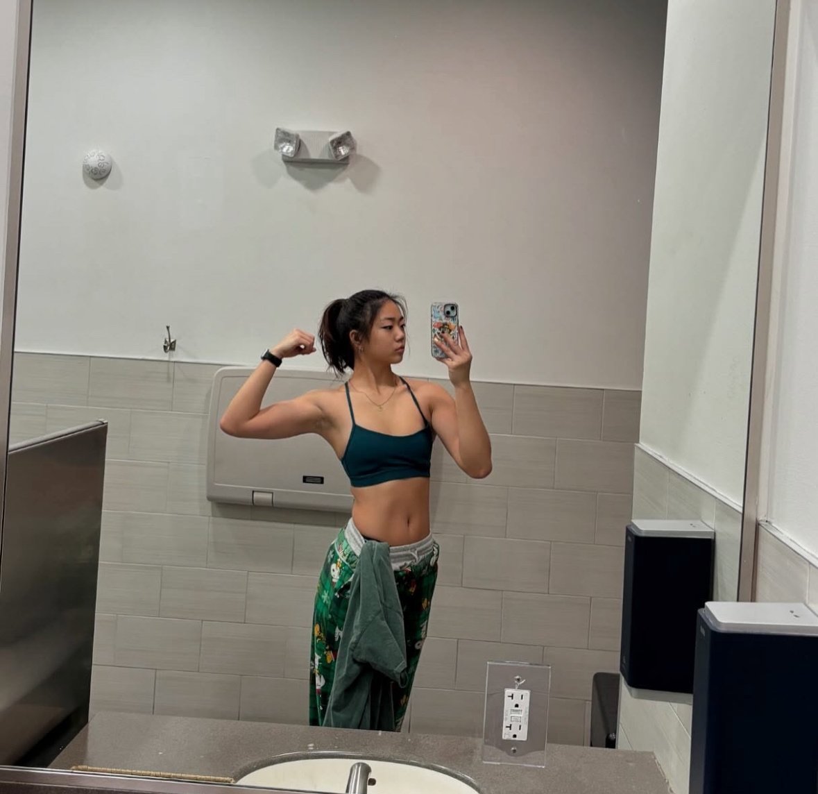 이 대학 오리엔탈 정액 덤프와 섹스 하시겠습니까? 12