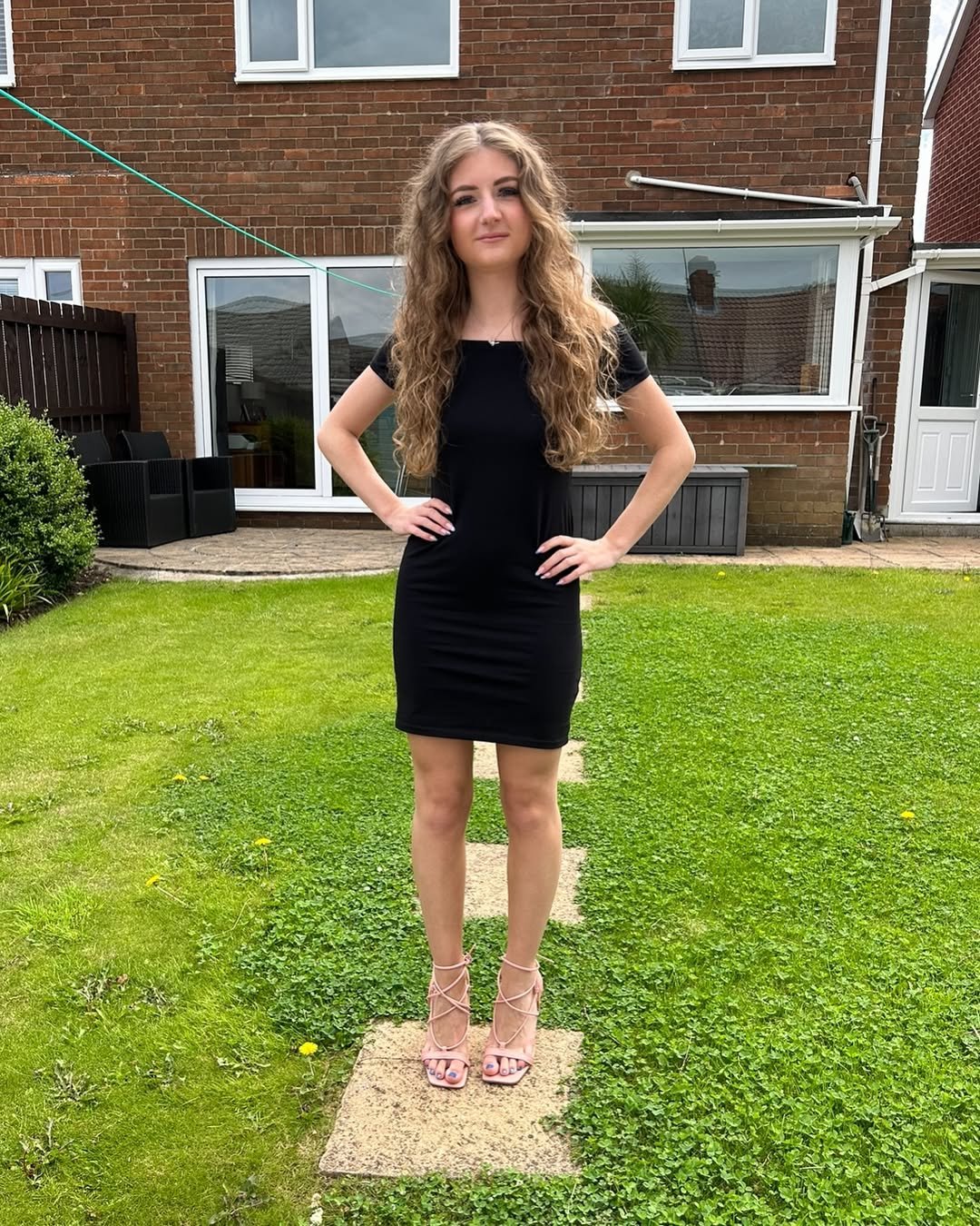 Hot Girl Abbie Strutting In Pink High Heels 18