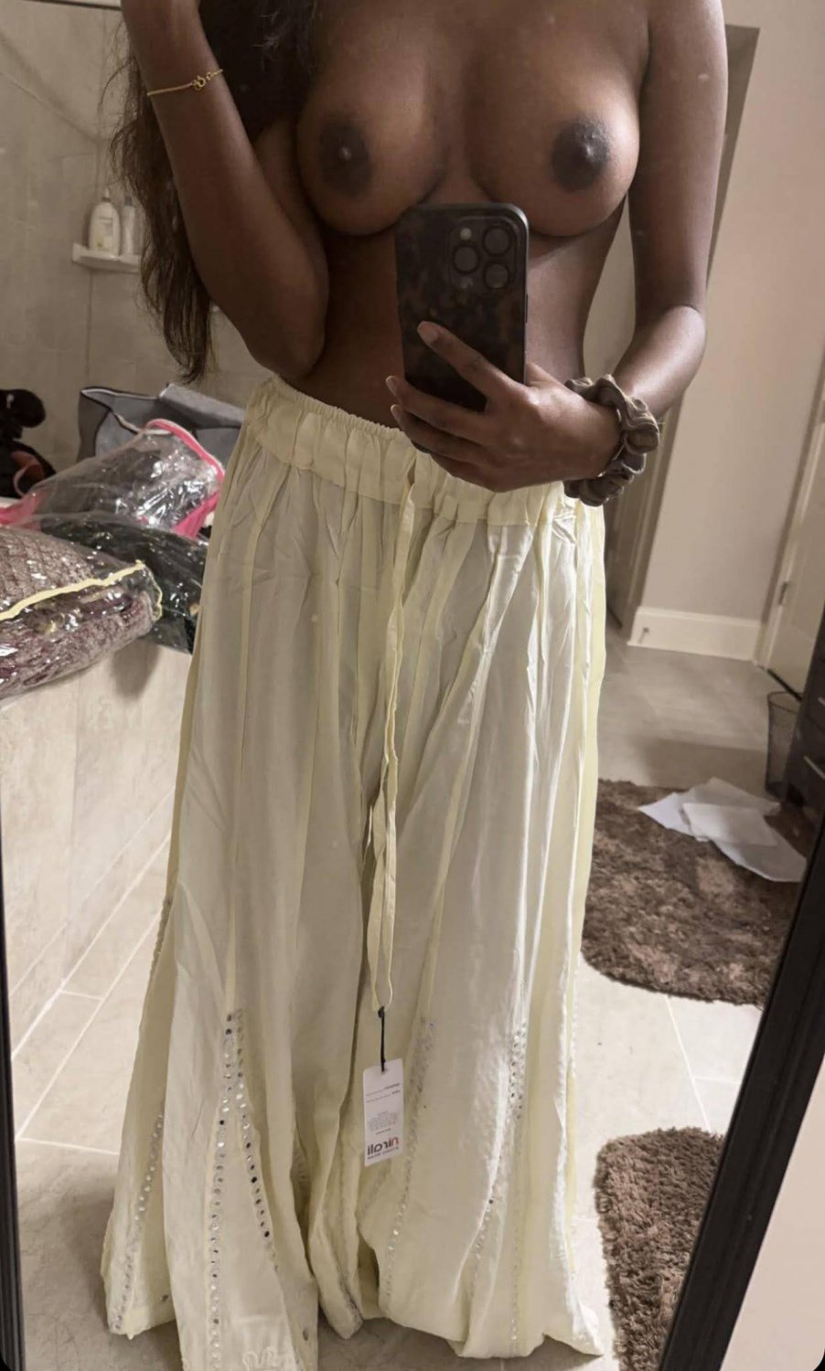 23yo Indian Selfie Slut Showing Off Her Naughty Side 32