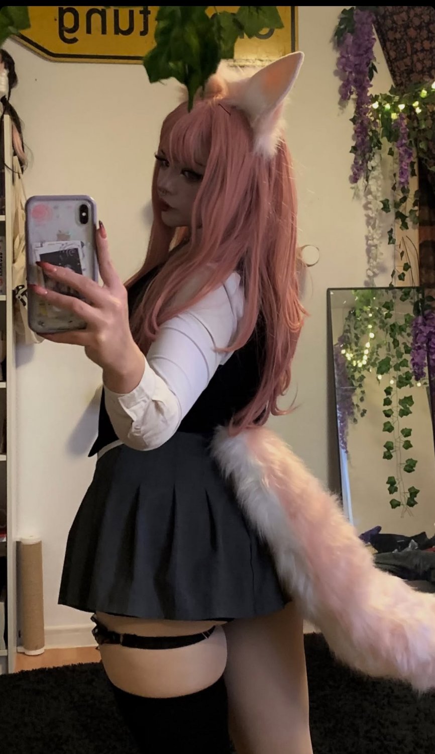 German Emo Babe Being A Dirty Little Toy 4