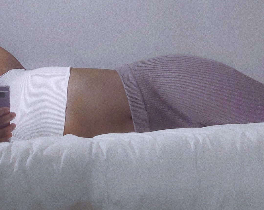 🦎 Femboy Curioso provocado com tampão no cu 3