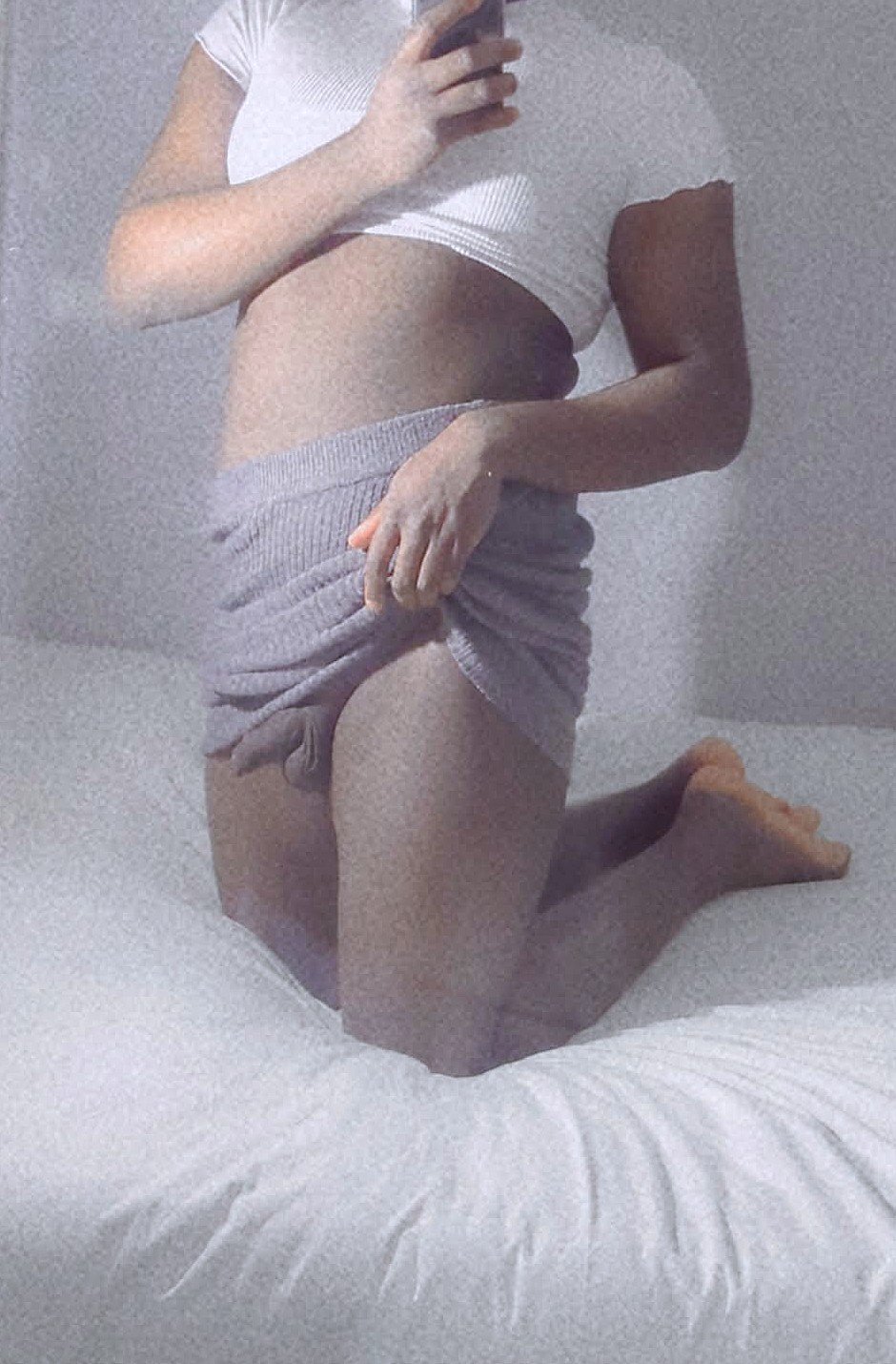 🦎 Femboy Curioso provocado com tampão no cu 4