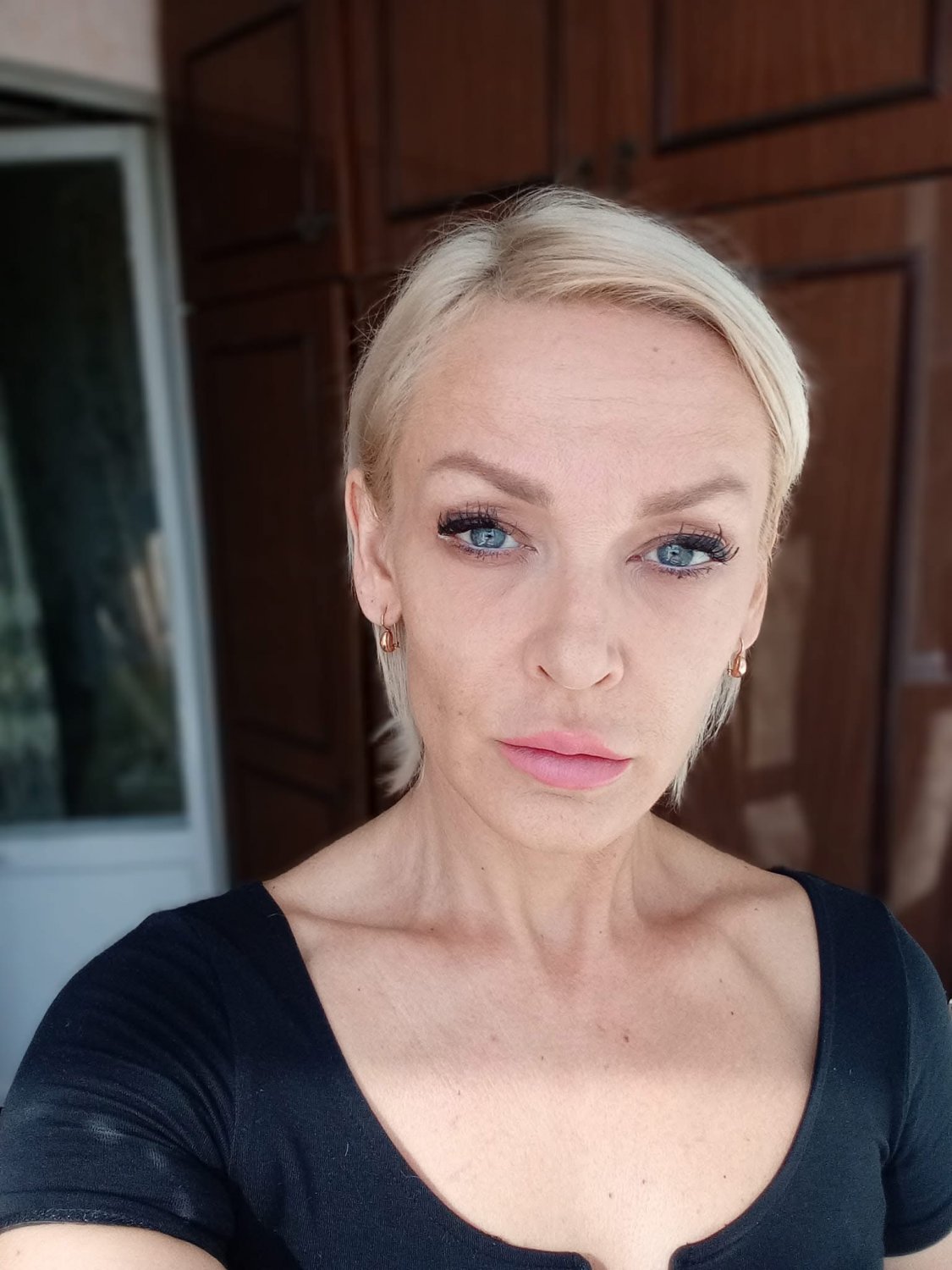 ロシアン・ミルフ・ビカ2・ストリッピング・ダウン・アンド・ベッギング・フォア・イット 8