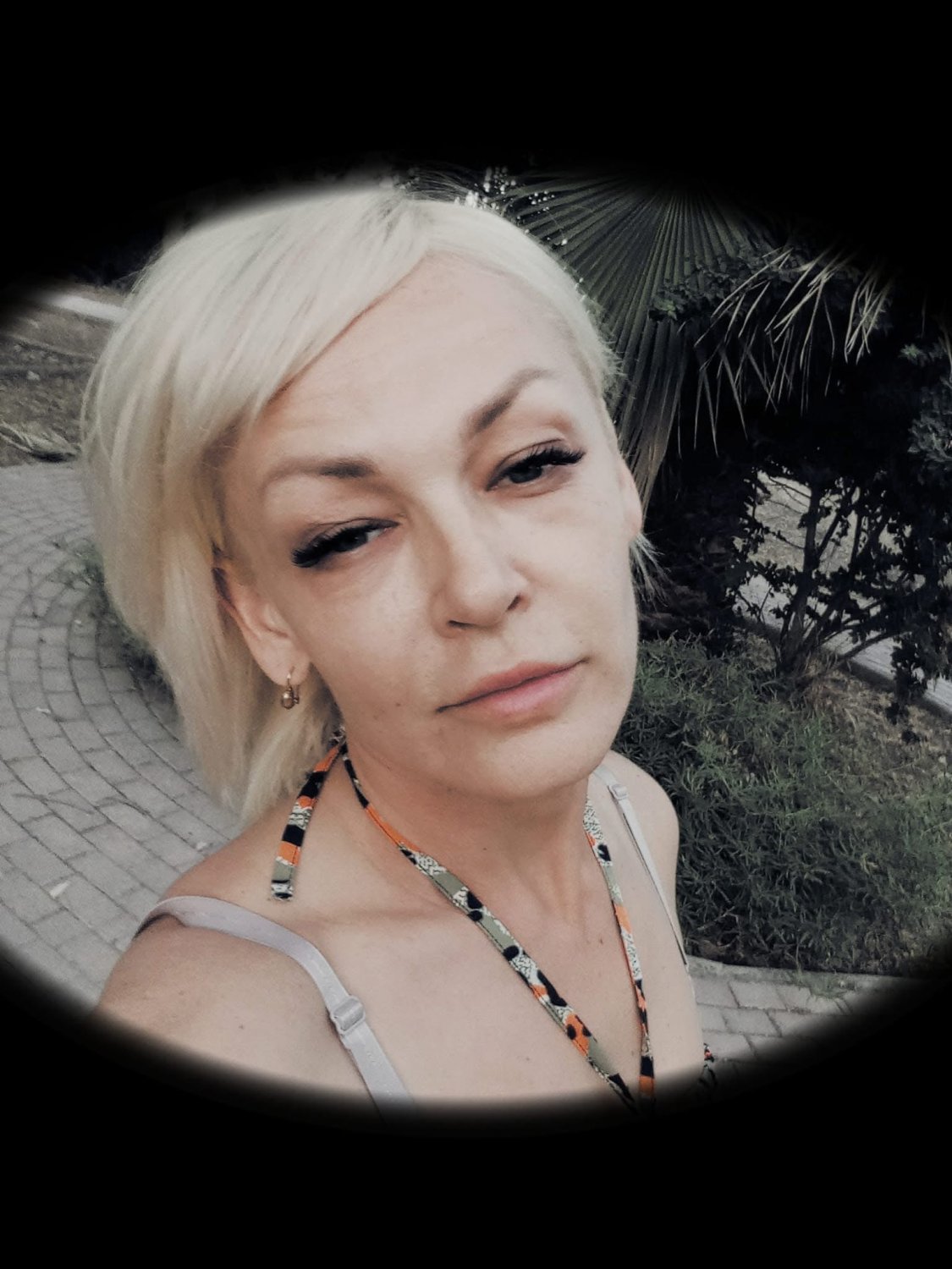 ロシアン・ミルフ・ビカ2・ストリッピング・ダウン・アンド・ベッギング・フォア・イット 31