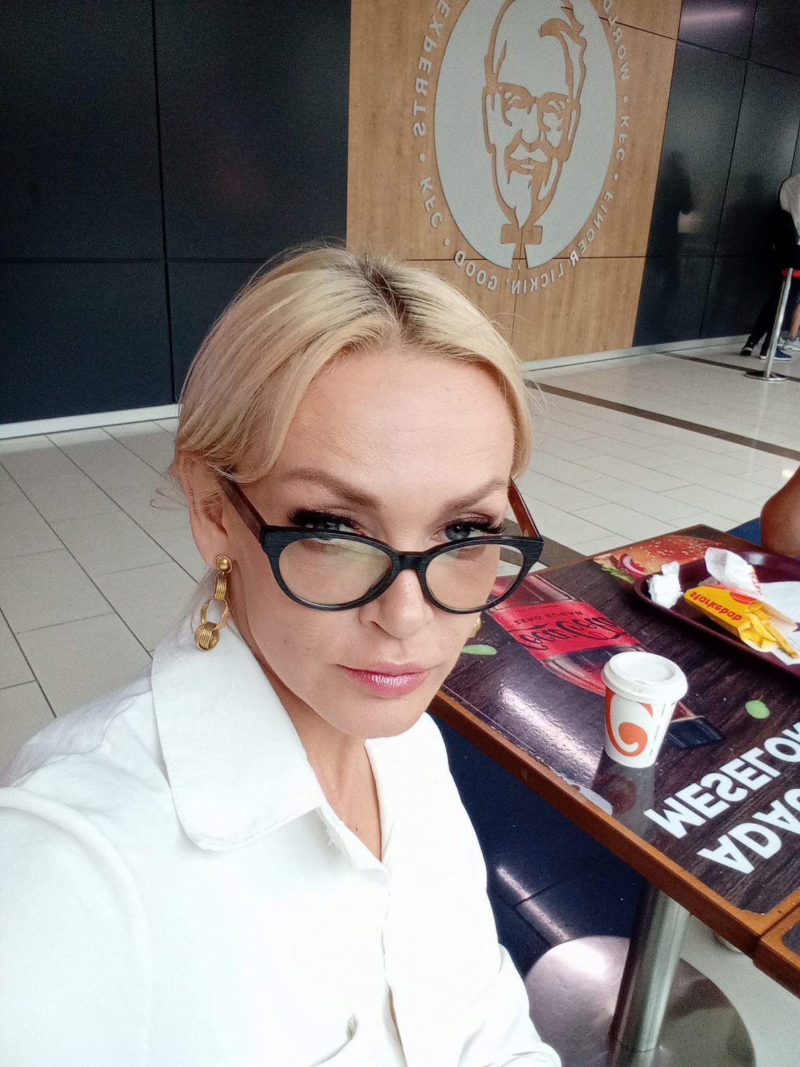 ロシアン・ミルフ・ビカ2・ストリッピング・ダウン・アンド・ベッギング・フォア・イット 37