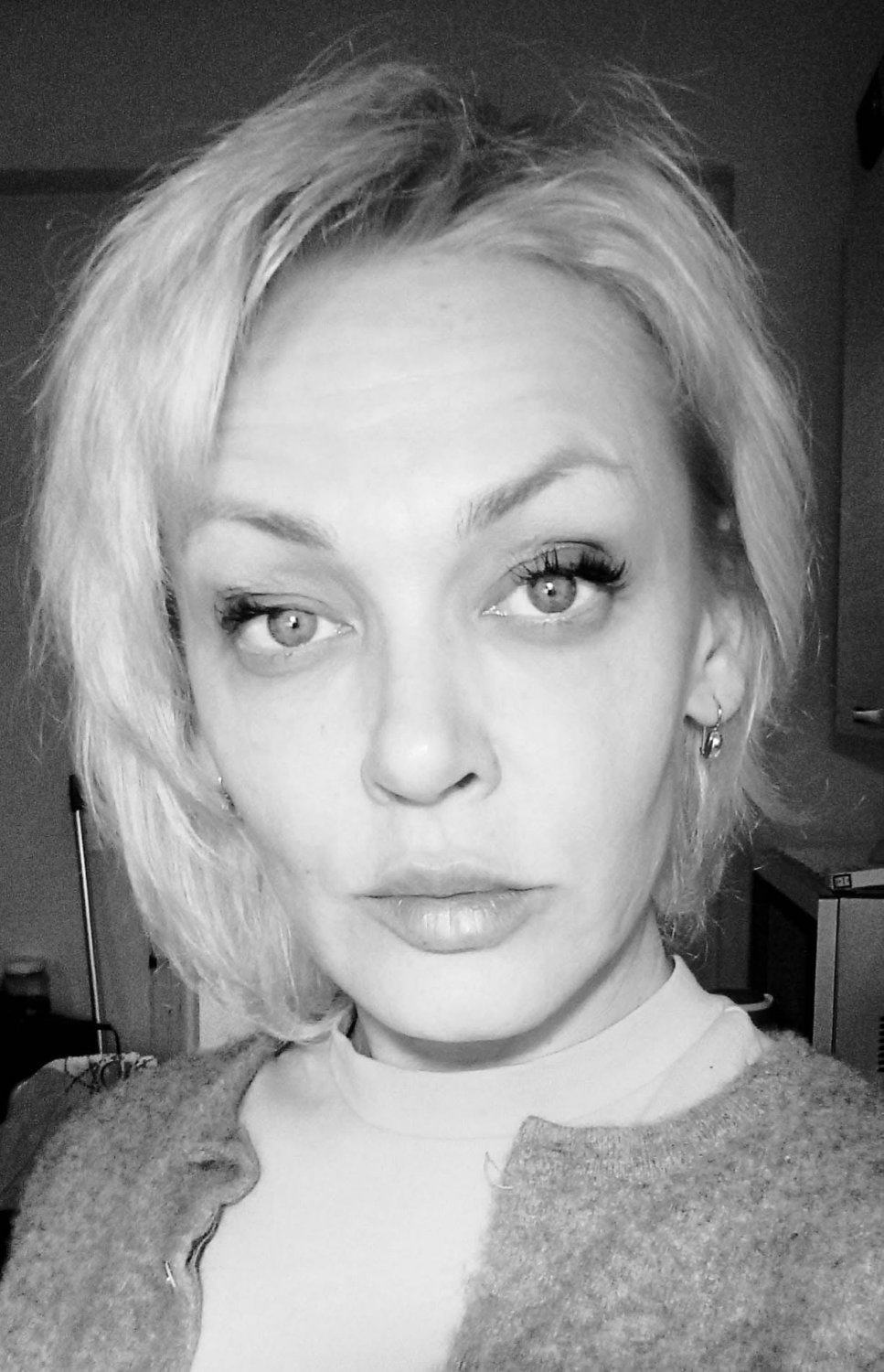 ロシアン・ミルフ・ビカ2・ストリッピング・ダウン・アンド・ベッギング・フォア・イット 48