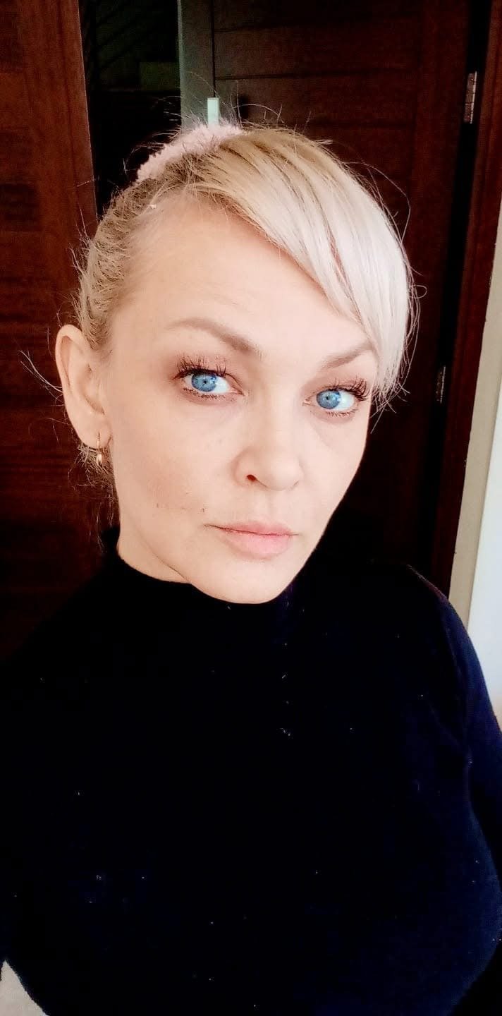 ロシアン・ミルフ・ビカ2・ストリッピング・ダウン・アンド・ベッギング・フォア・イット 50