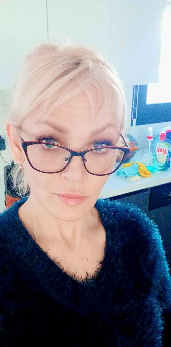 ロシアン・ミルフ・ビカ2・ストリッピング・ダウン・アンド・ベッギング・フォア・イット 76