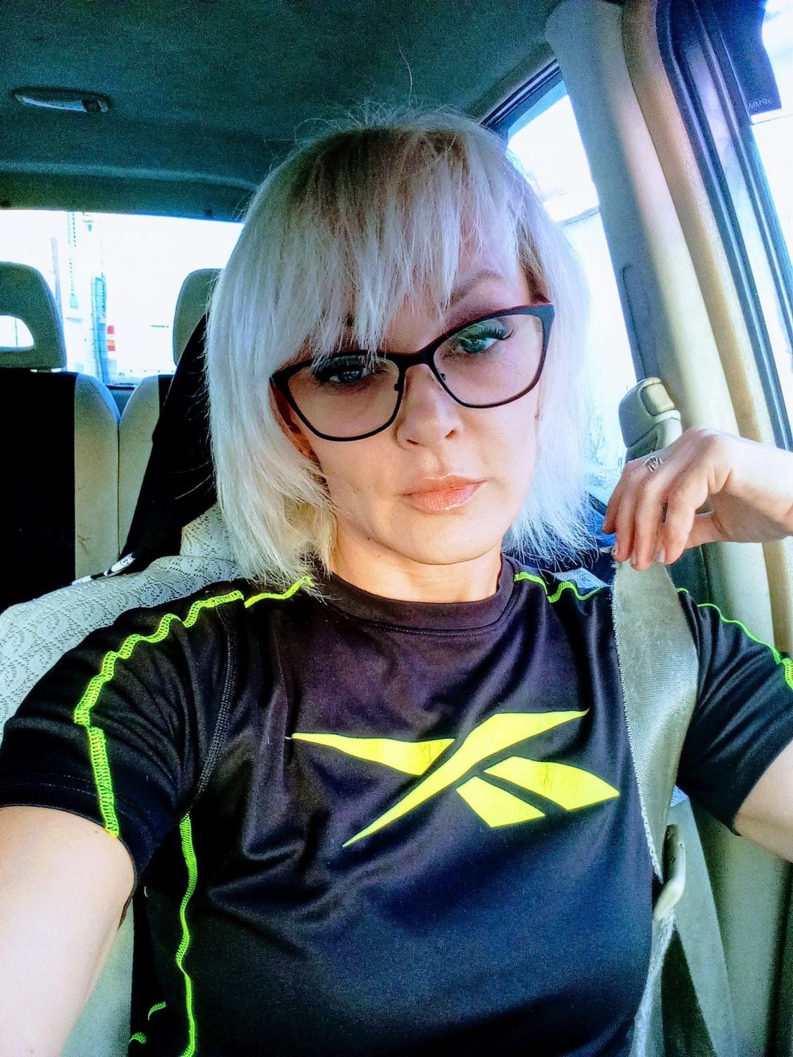 ロシアン・ミルフ・ビカ2・ストリッピング・ダウン・アンド・ベッギング・フォア・イット 100