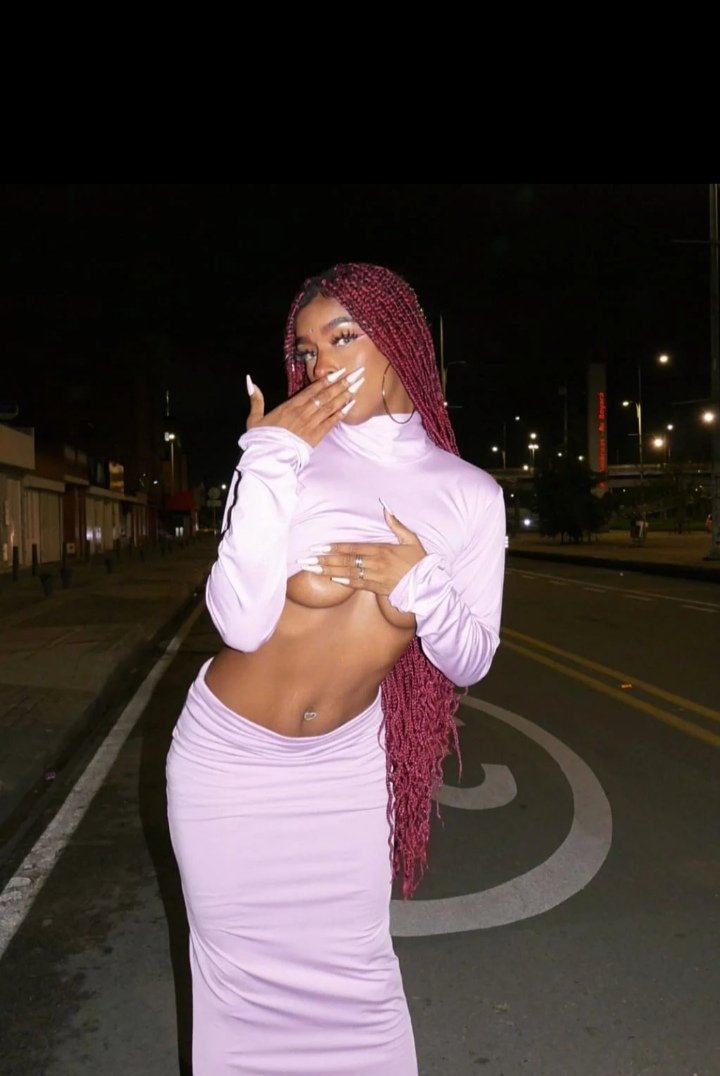 ロング・ヘアード・エボニー・クイーン・タイラ・焦らすイング・ウィズ・ドレッドズ 7