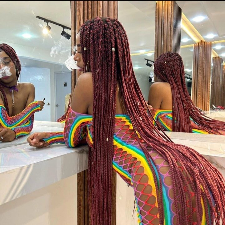 ロング・ヘアード・エボニー・クイーン・タイラ・焦らすイング・ウィズ・ドレッドズ 8