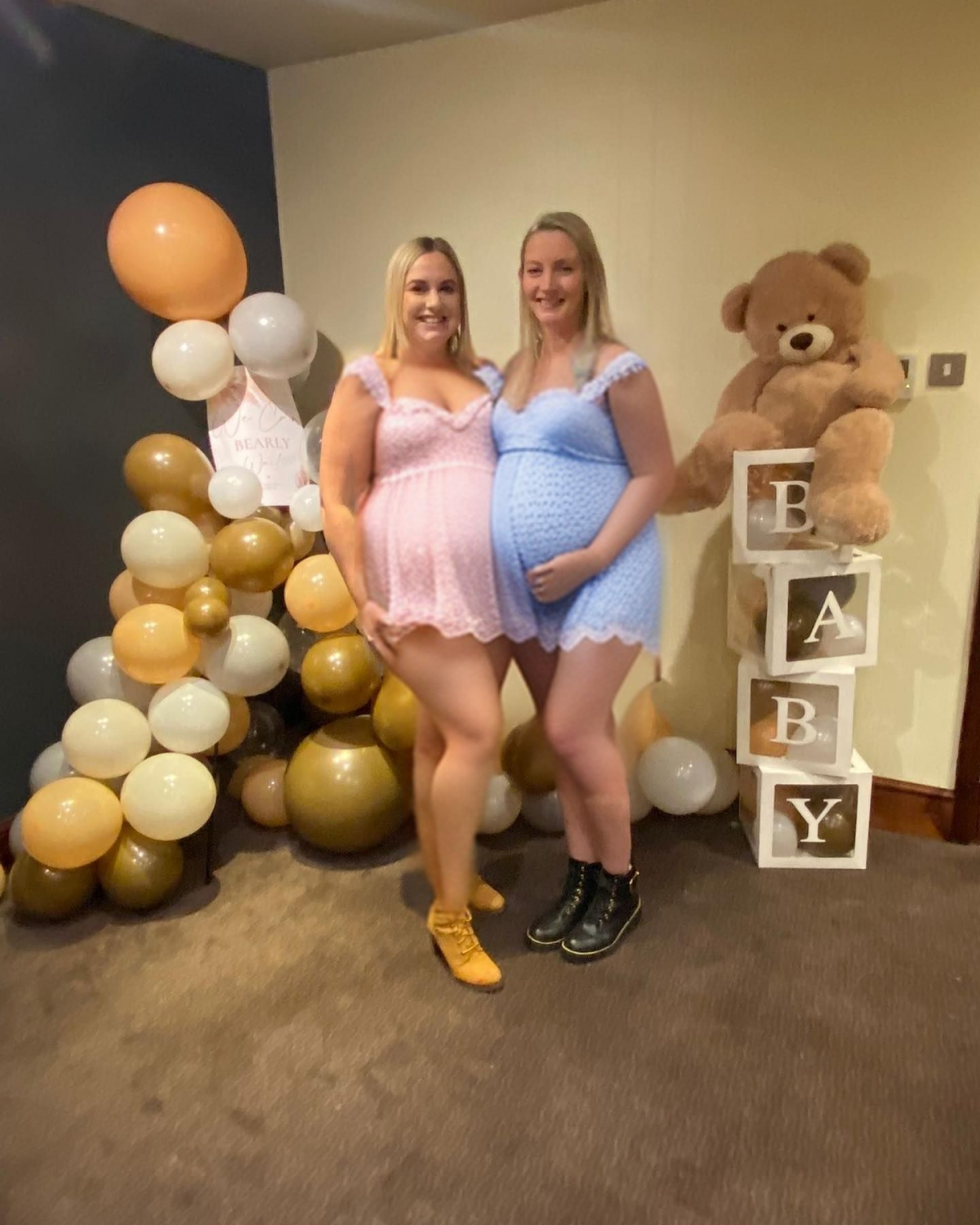 Hot Pregnant Tattooed Girls Flashing Their Wet Pussies 10