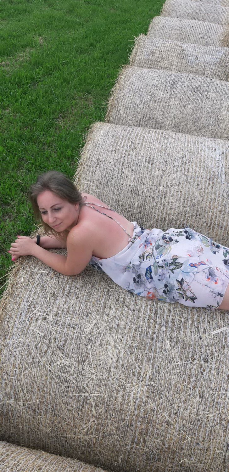 Horny Czech Wife Ready For Wild Play 70