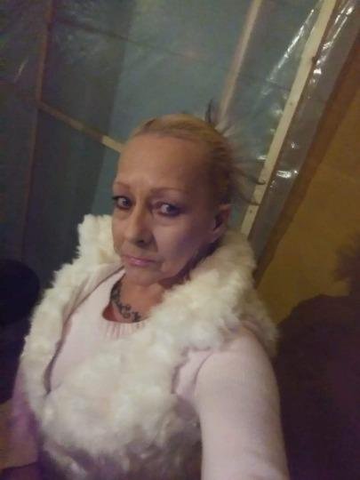 Big Ass Mature GILF Ready To Play 3