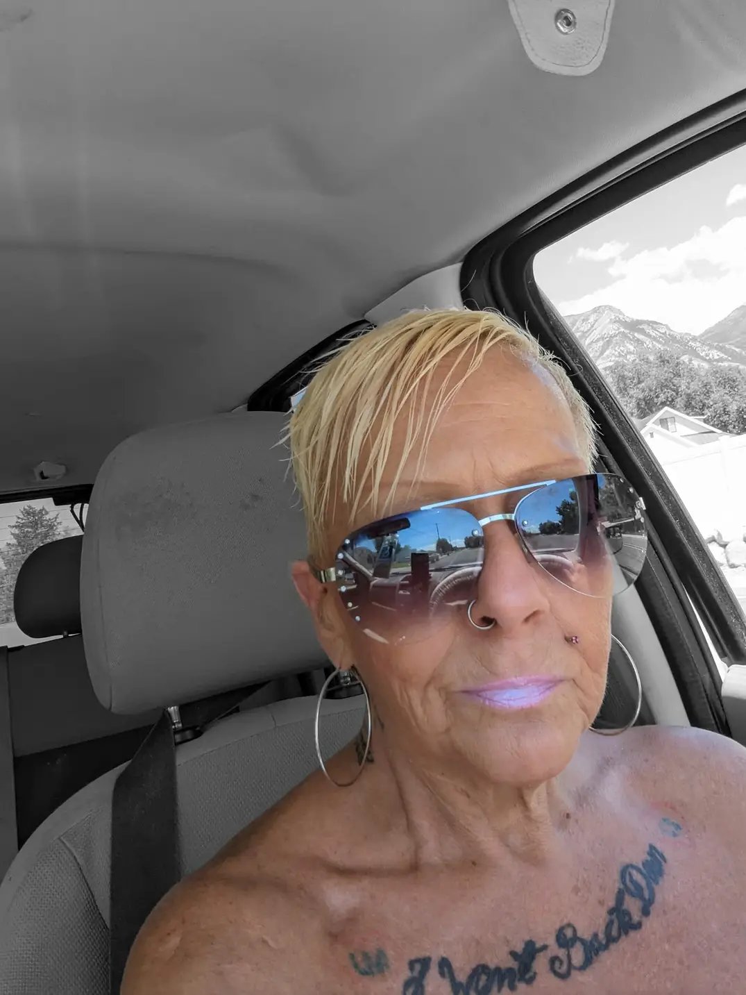 Big Ass Mature GILF Ready To Play 13
