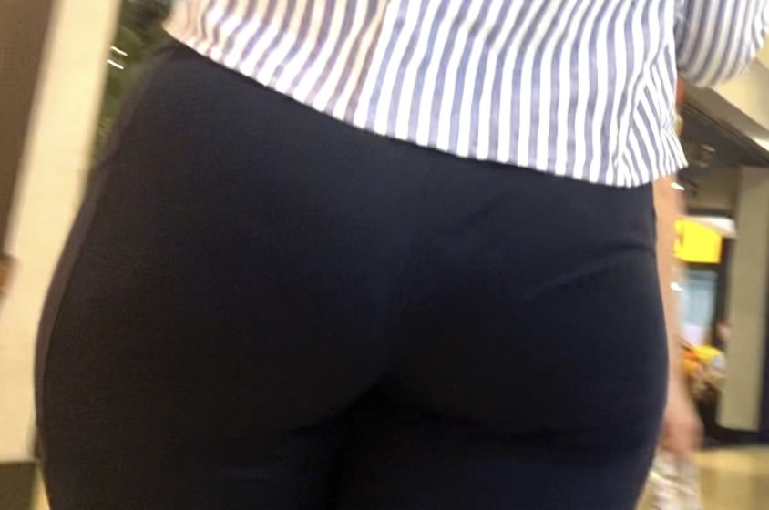 Candid Ritzy Bubble Butt In Tight Leggings Compilation 7