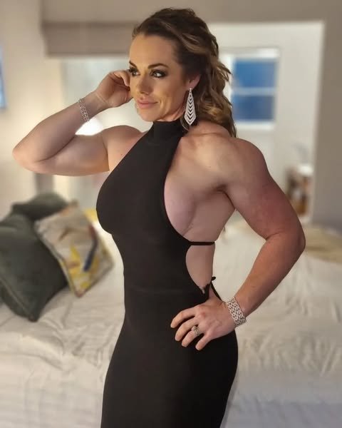 Lana Dame IFBB 5