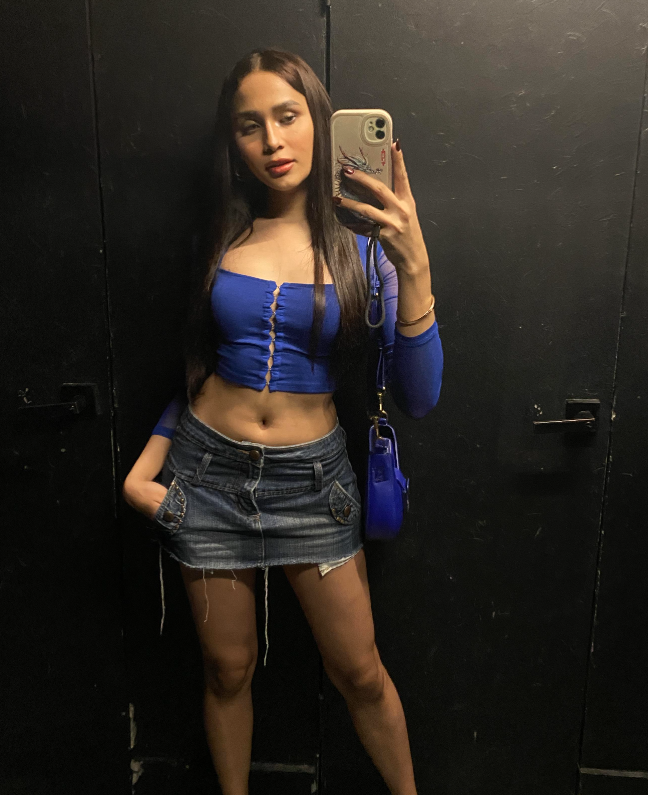 セクシー・セルフィー・フォト・ダンプ・レディー・トゥ・メルト・ユー 44