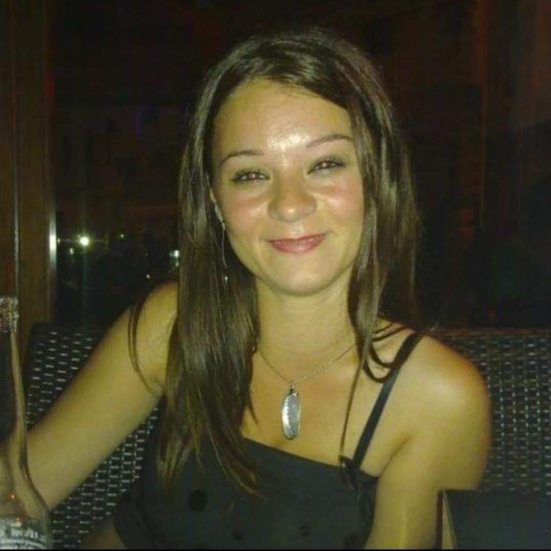 サルトリー・セルフィーズ・フロム・ホット・バレンティーナ 13