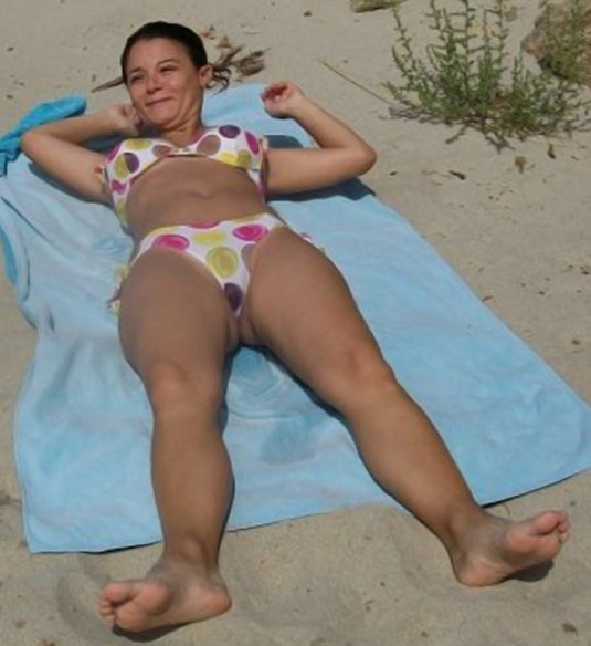 サルトリー・セルフィーズ・フロム・ホット・バレンティーナ 18