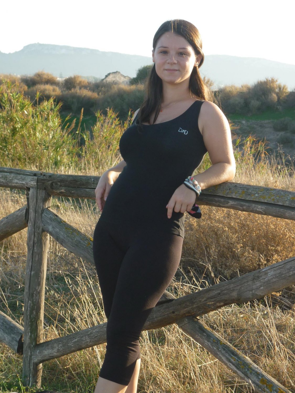 サルトリー・セルフィーズ・フロム・ホット・バレンティーナ 34