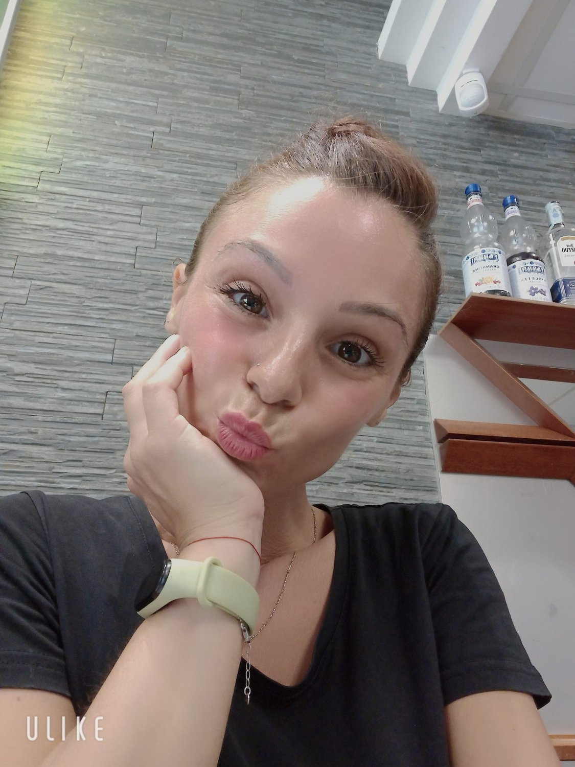 サルトリー・セルフィーズ・フロム・ホット・バレンティーナ 51