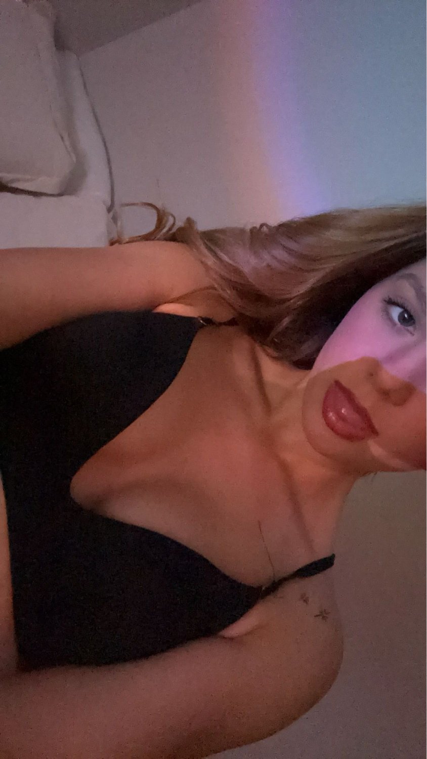 Benim twistim genç bir üniversite prensesi için yeterince yardımsever mi? 3