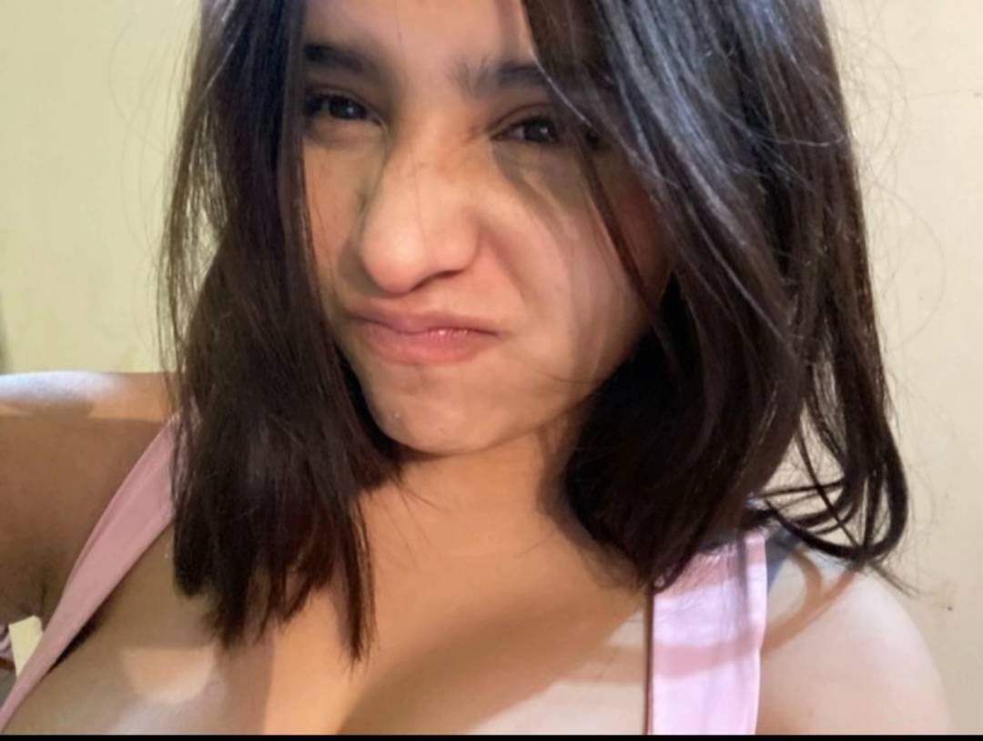 Userrrr0608 Flashes In A Dirty Little Selfie 4