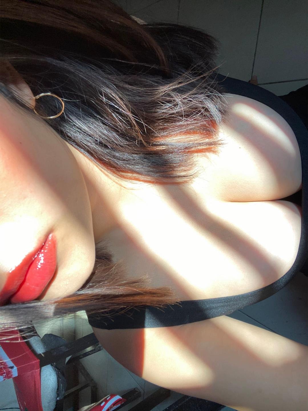 Userrrr0608 Flashes In A Dirty Little Selfie 23