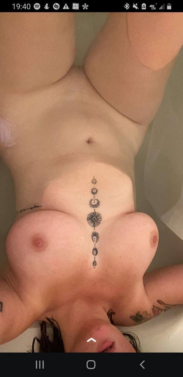 サブリナズ・ウェット・スラッティー・ピックス・レディー・トゥ・リーク 5