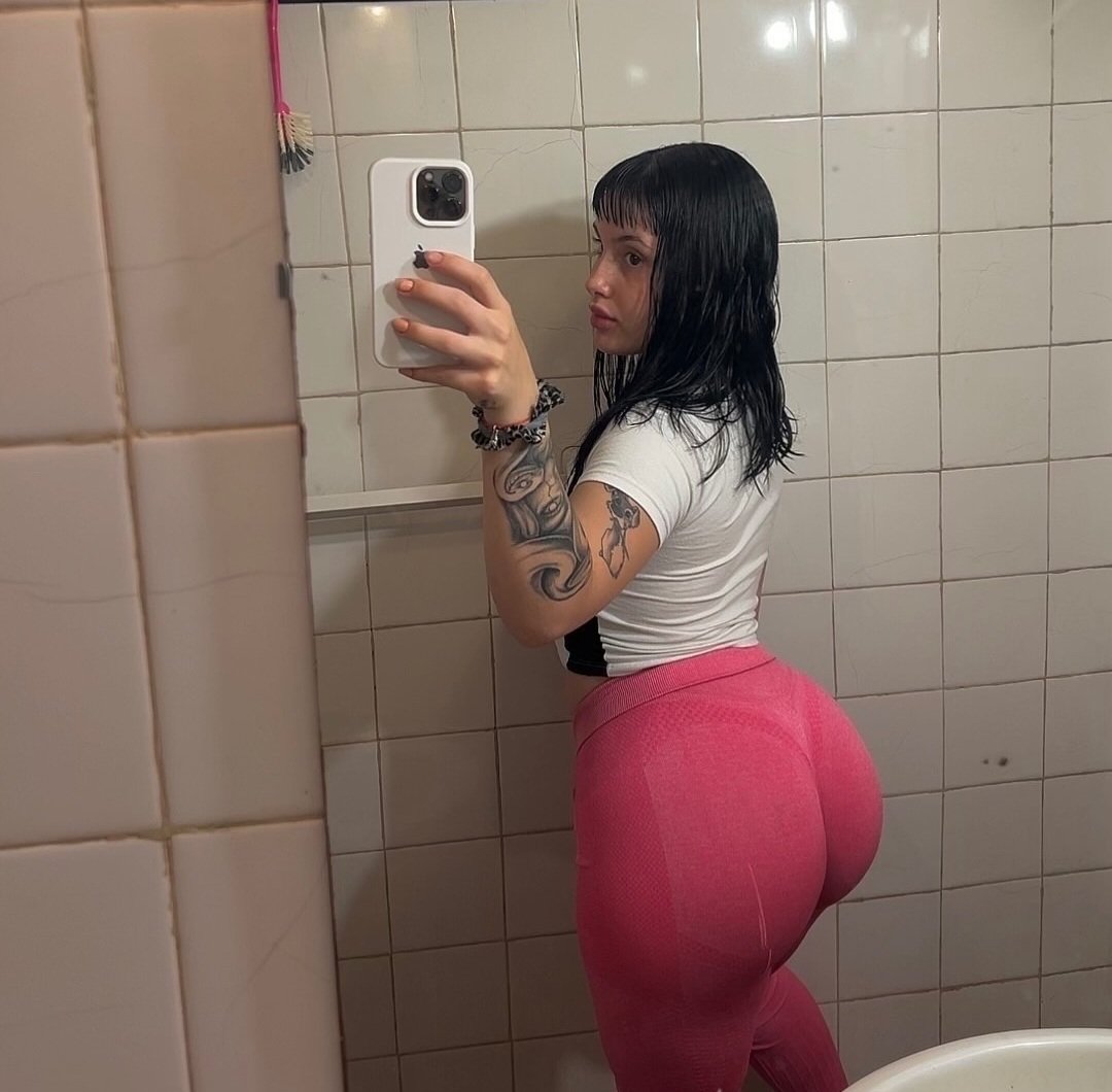 Mel·lglụða Part Two — Slutty Goddess Reveal 8