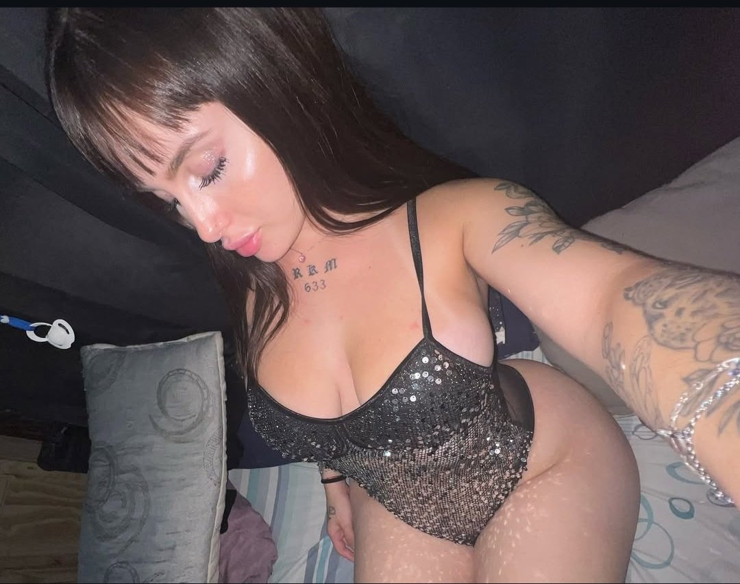 Mel·lglụða Part Two — Slutty Goddess Reveal 10