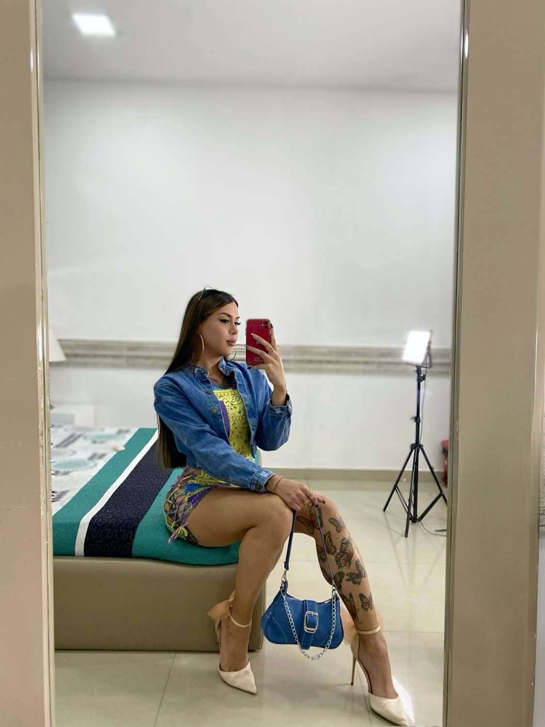 ダーリン・サミースウィーツ・センディング・ノーティー・キス 25